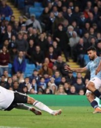  里昂锋线全面开花横扫联赛副班长