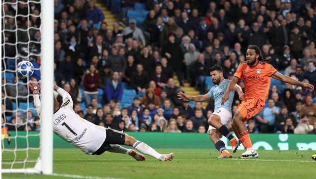  里昂锋线全面开花横扫联赛副班长